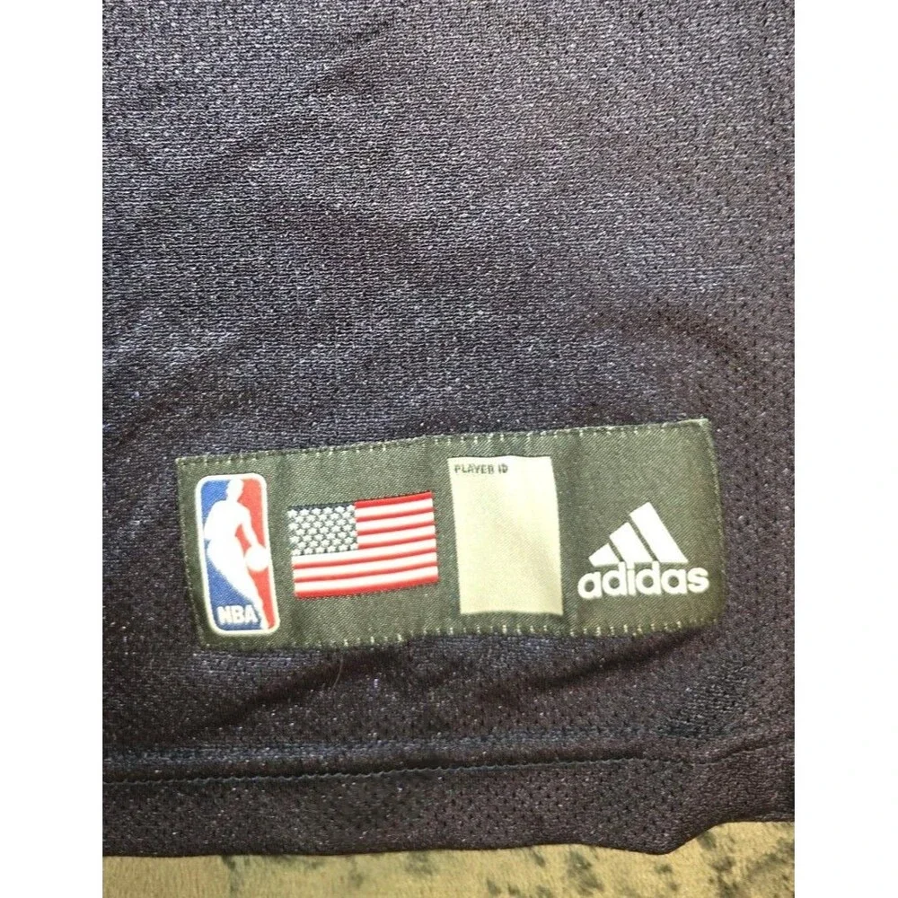 Adidas Lebron James Cavaliers Navy and White NBA Basketball Jersey Mens S #23